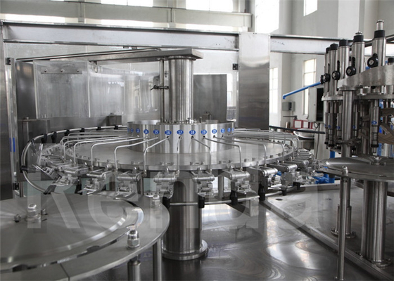 Plastic Bottle Water Bottle Filling Machine / 3 in 1 Washing Filling Capping Machine