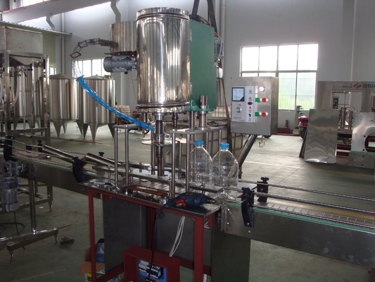 Non - Carbonated Drink Automatic Water Bottle Filling Machine 5L 1000bph Stright Liner