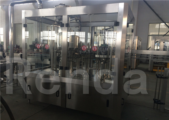 Plastic Bottle Water Bottle Filling Machine / 3 in 1 Washing Filling Capping Machine