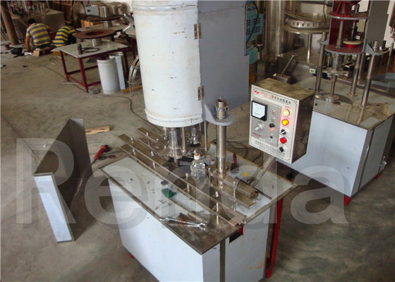 Water Bottle Filling Machine for Glass Bottle / Plastic Bottle 20000BPH Capacity
